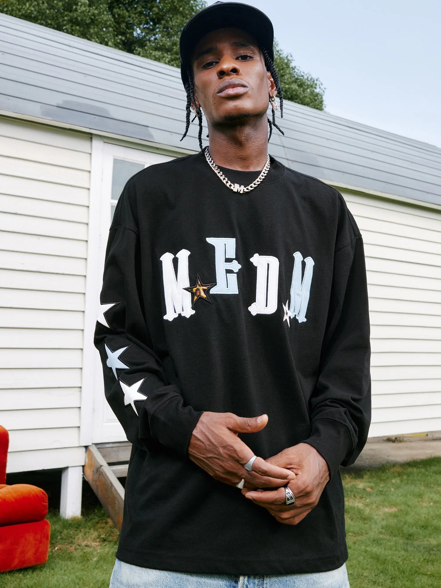 MEDM Star Embroidery Long Sleeved Tee